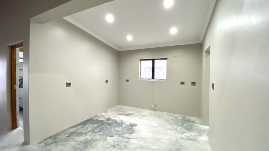 2 Bedroom Property for Sale in Laaiplek Western Cape